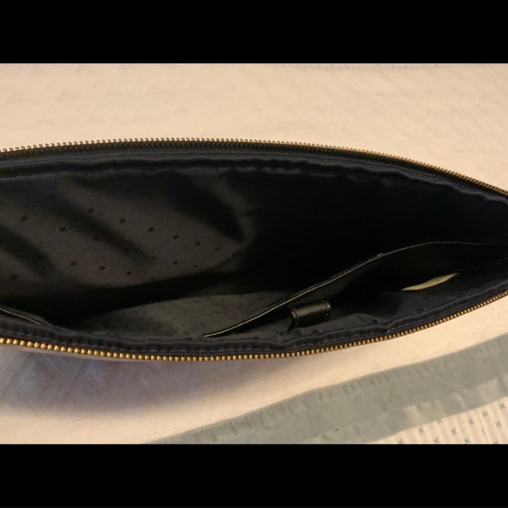 Kate Spade laptop pouch - Picture 3 of 3